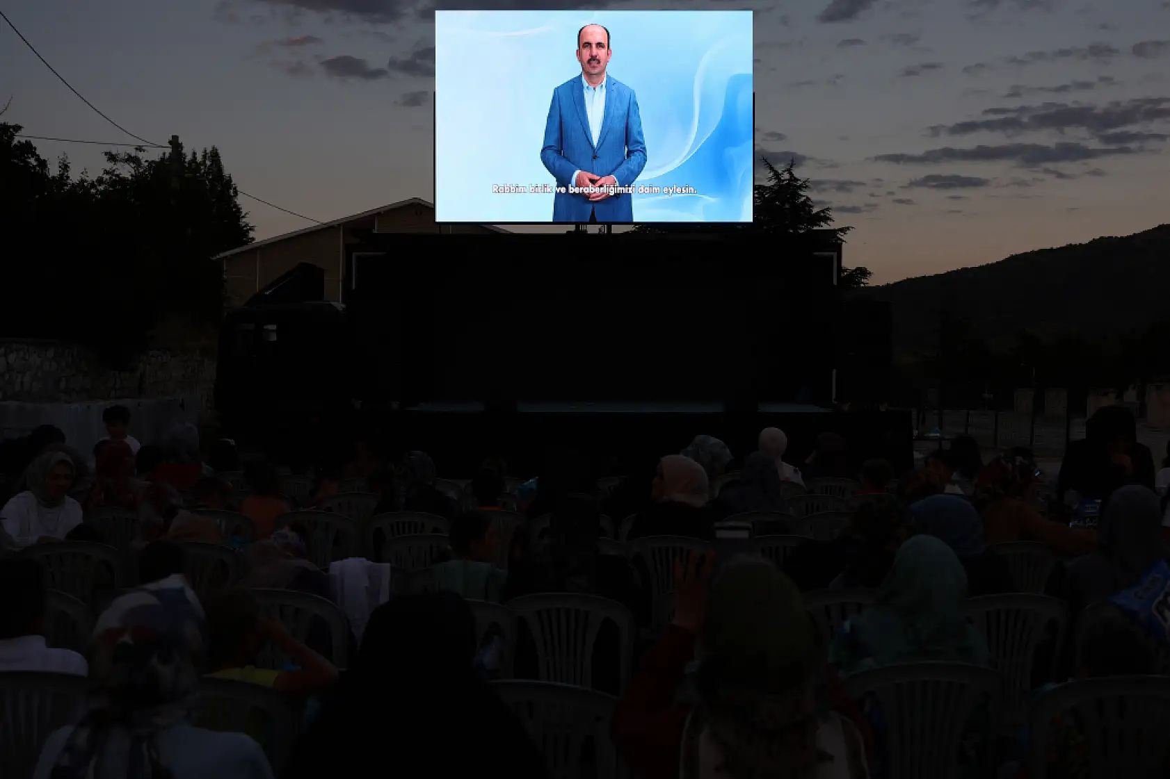 Konya Büyükşehir'den ilçe ilçe kültür sanat çıkarması: Sinema TIR'ı yollarda