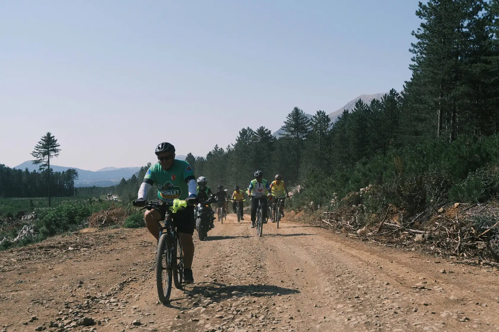 Toroslardan Selçuklu Sarayı'na 42 kilometrelik yolculuk! Konya'da pedal çevirenler büyülendi