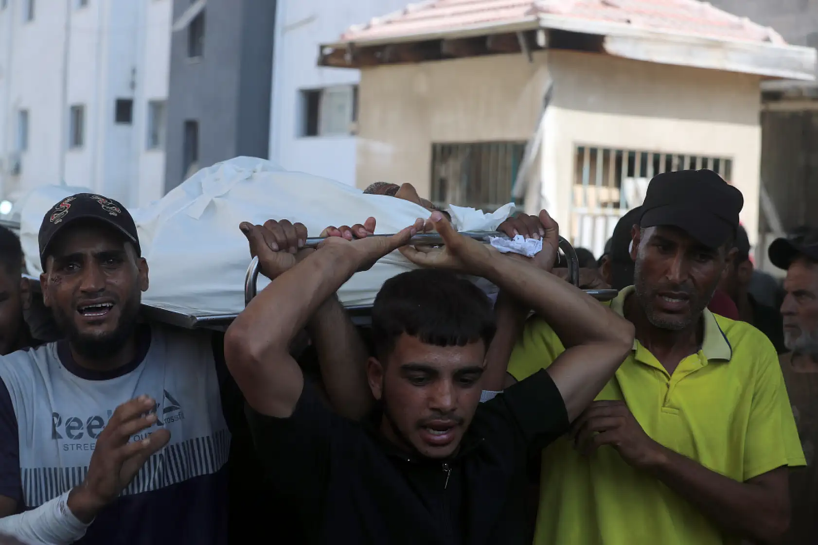 İsrail'in zulmü devam ediyor