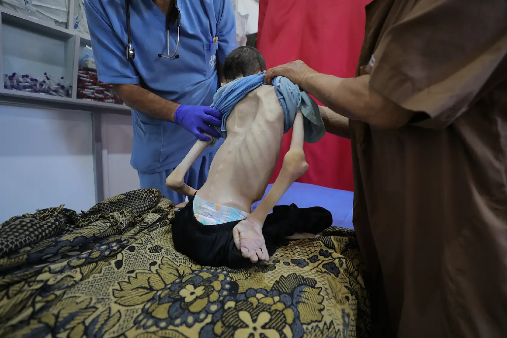 25 yaşındaki genç açlıktan hayatını kaybetti