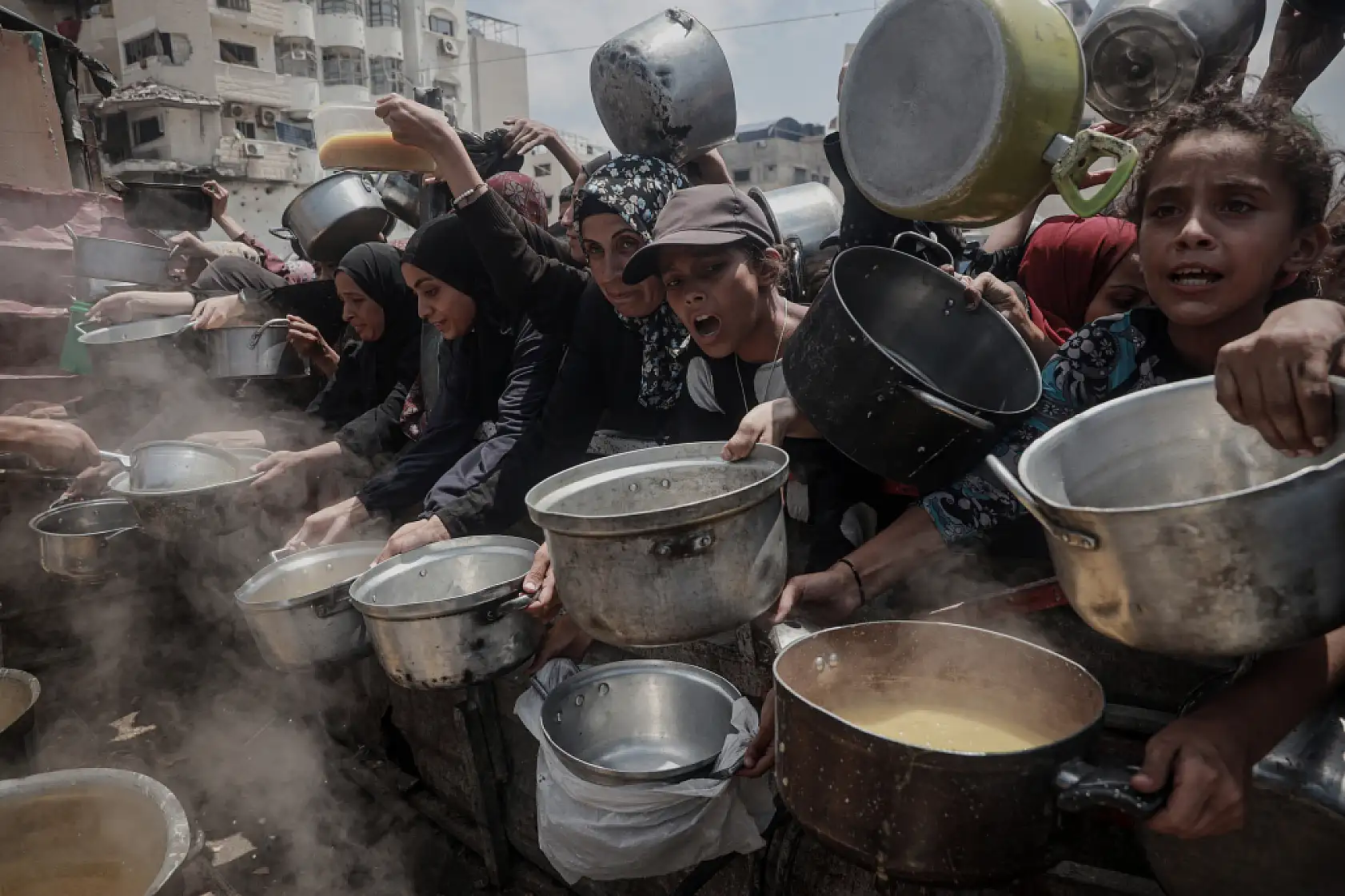 Gazze'de açlıkla mücadele devam ediyor