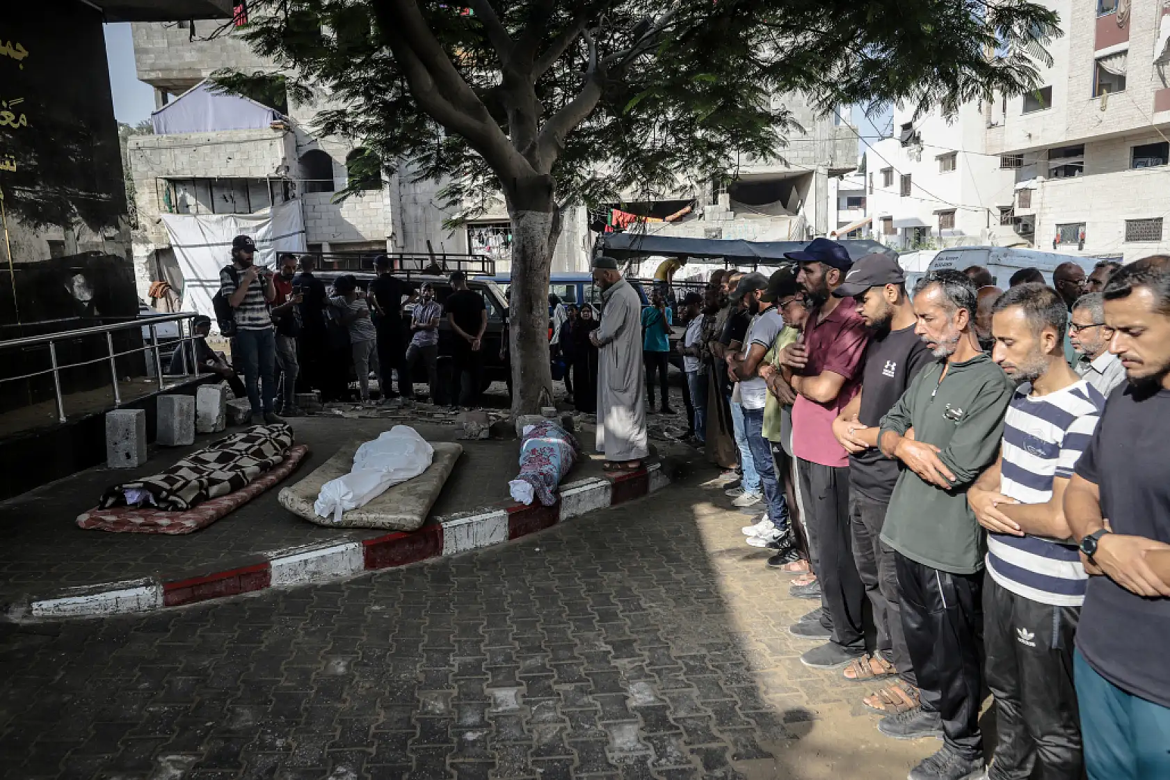 Gazze'ye yönelik saldırılar sürüyor!