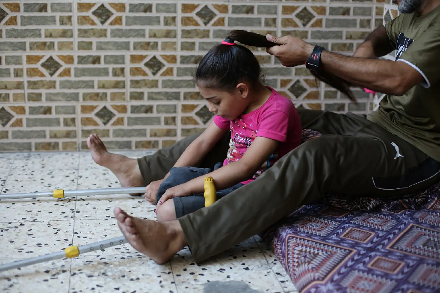 9 yaşındaki kız çocuğu protez bacak sahibi olmayı bekliyor