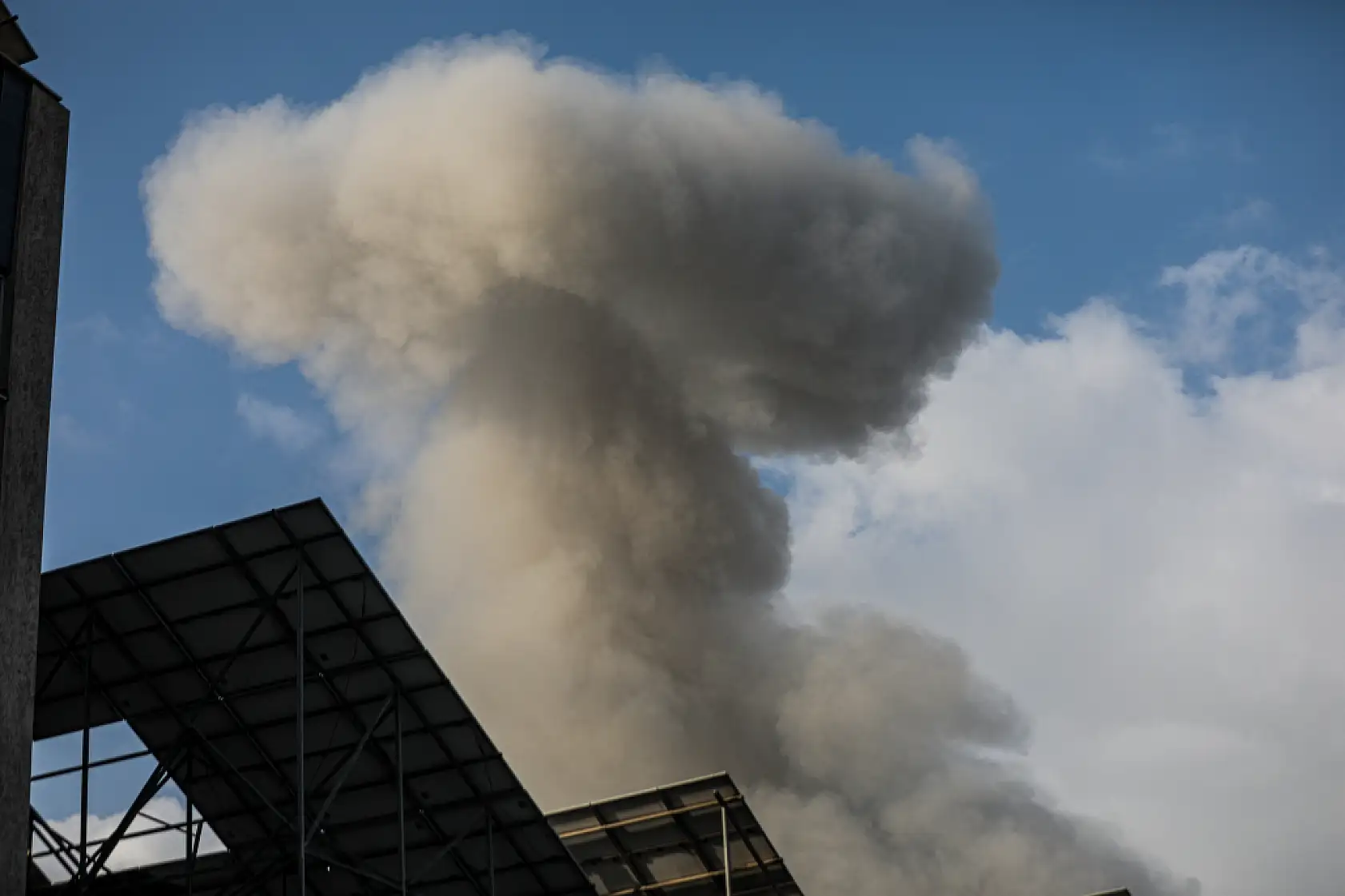 Gazze'ye yönelik saldırılar sürüyor