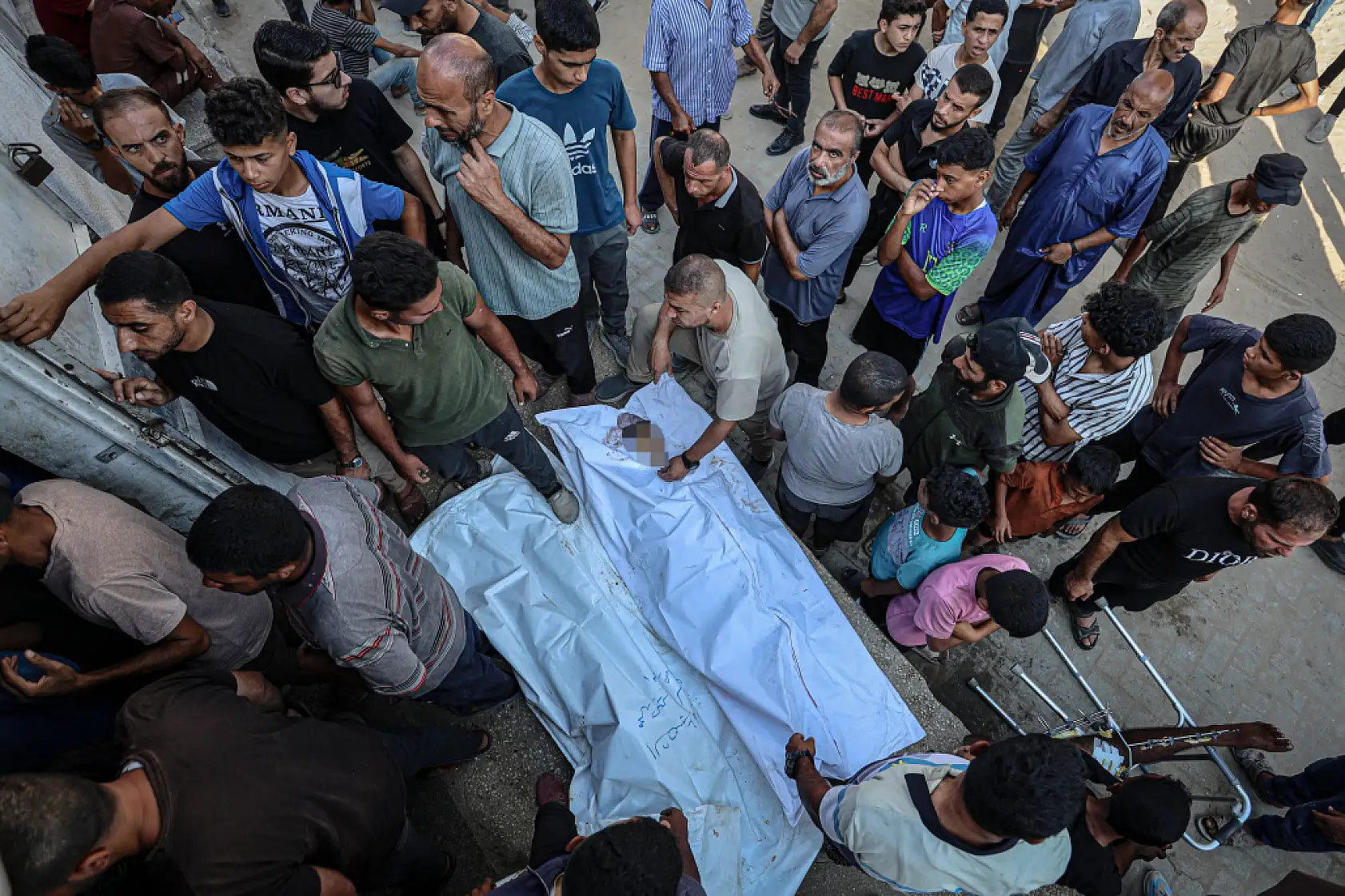 Aralarında çocukların da bulunduğu çok sayıda kişi hayatını haybetti