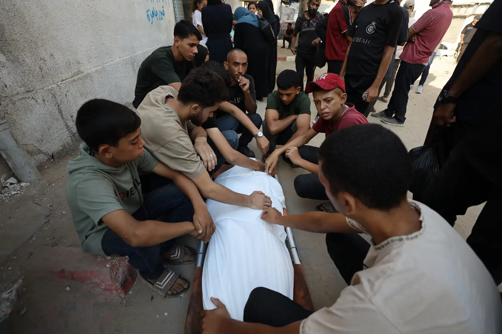 Gazze'de can kaybı artıyor, yıkım büyüyor!