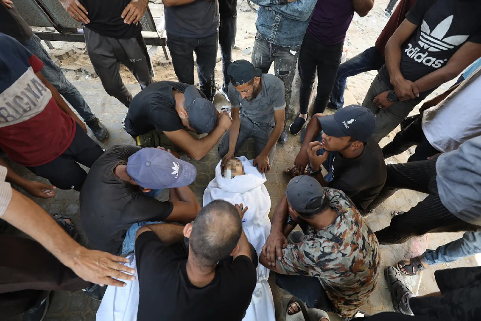 Gazze'de yıkım ve acı gün geçtikçe büyüyor