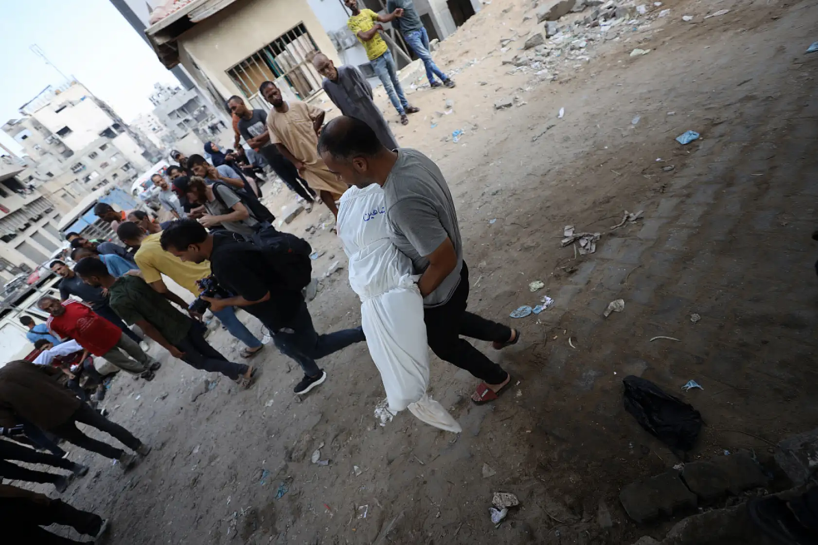 Gazze'de yıkım ve acı gün geçtikçe büyüyor