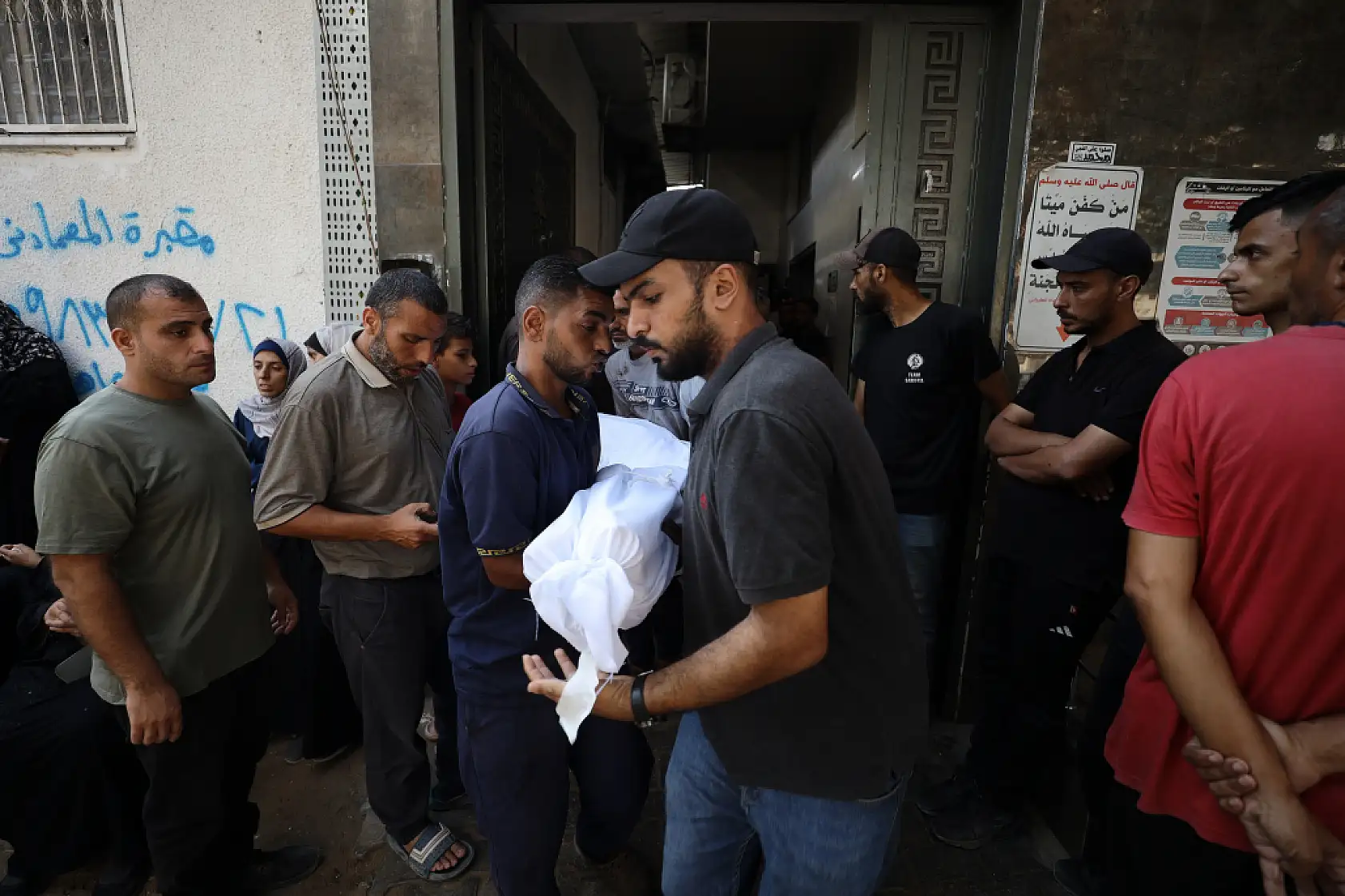 Gazze'de yıkım ve acı gün geçtikçe büyüyor