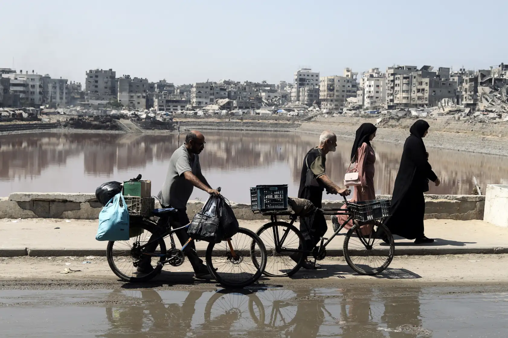 Filistinliler güvenli bölgelere göç ediyor