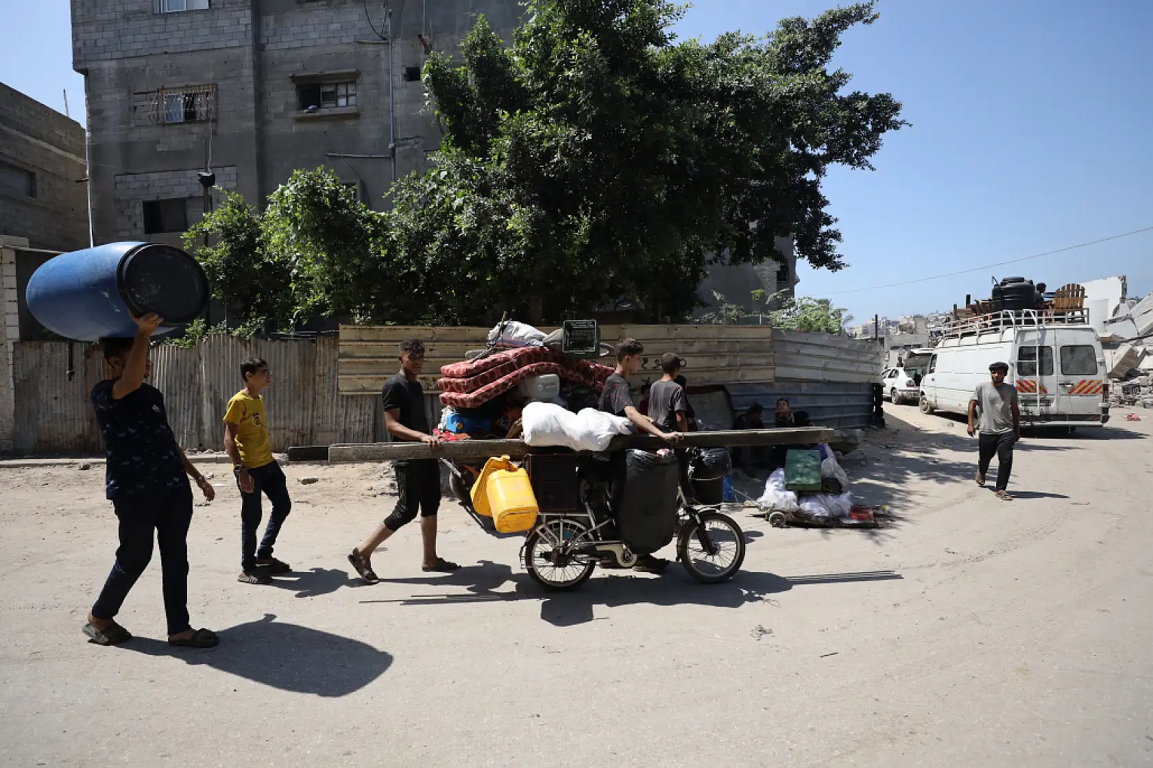 Filistinliler güvenli bölgelere göç ediyor