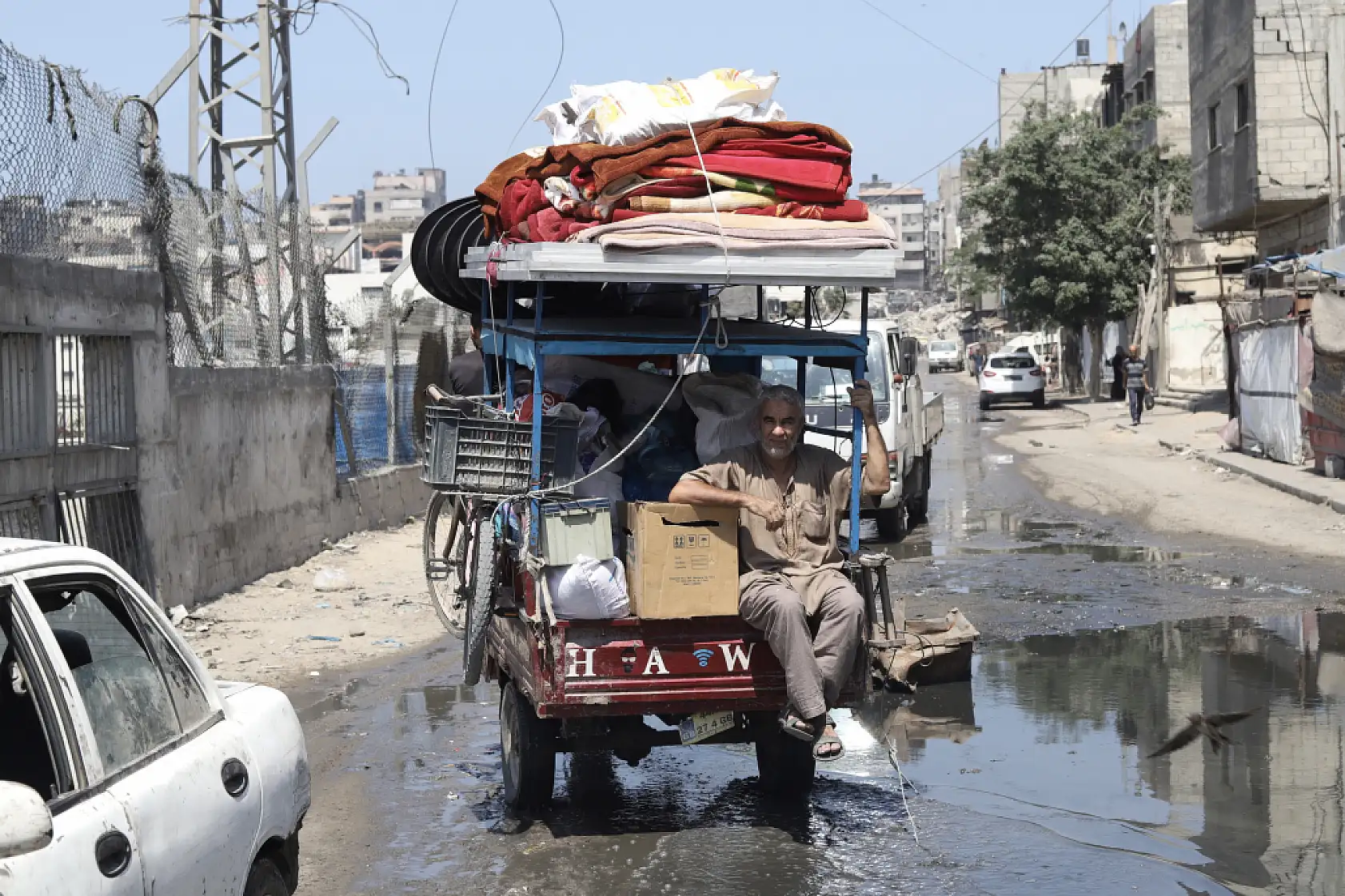 Filistinliler güvenli bölgelere göç ediyor