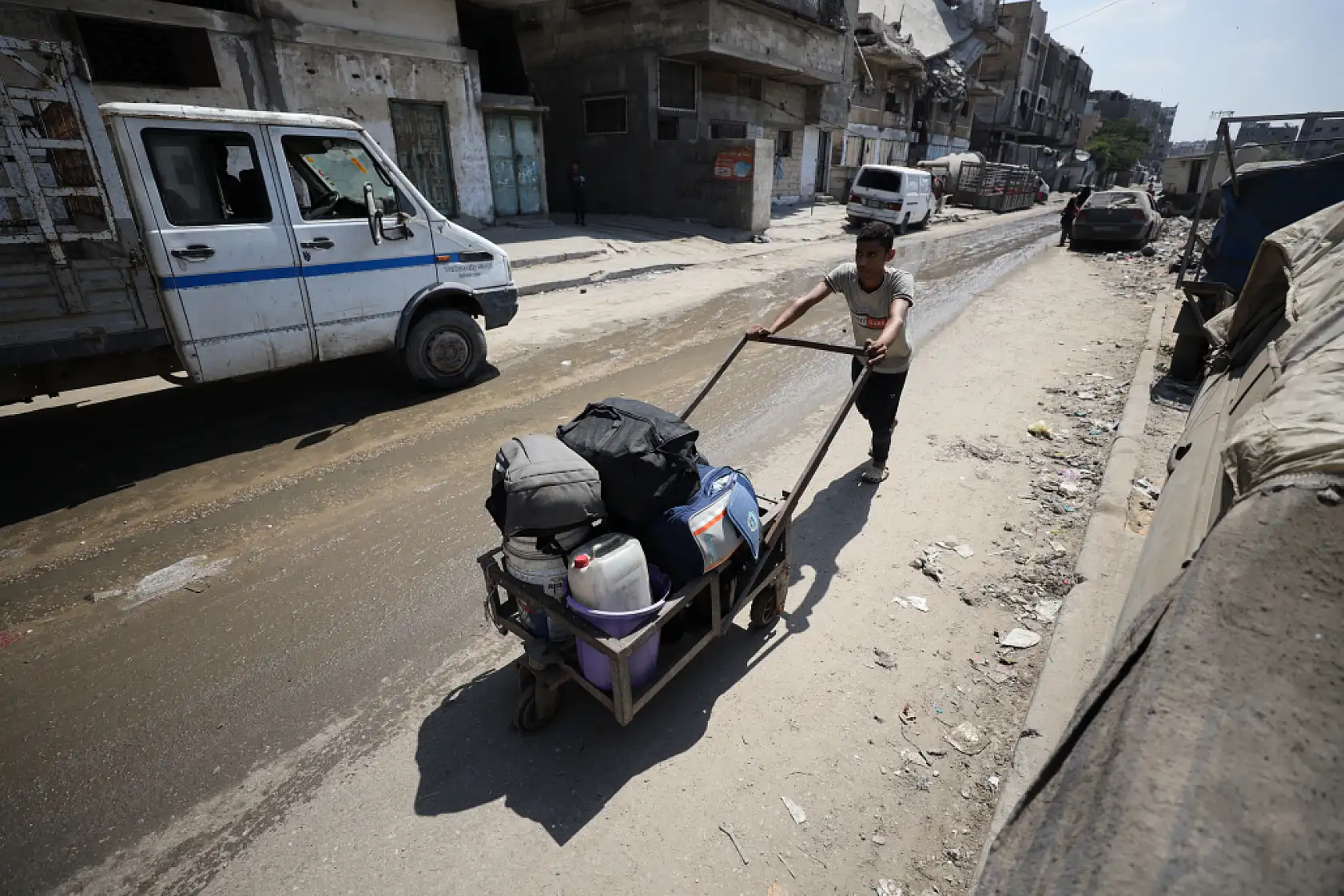 Filistinliler güvenli bölgelere göç ediyor