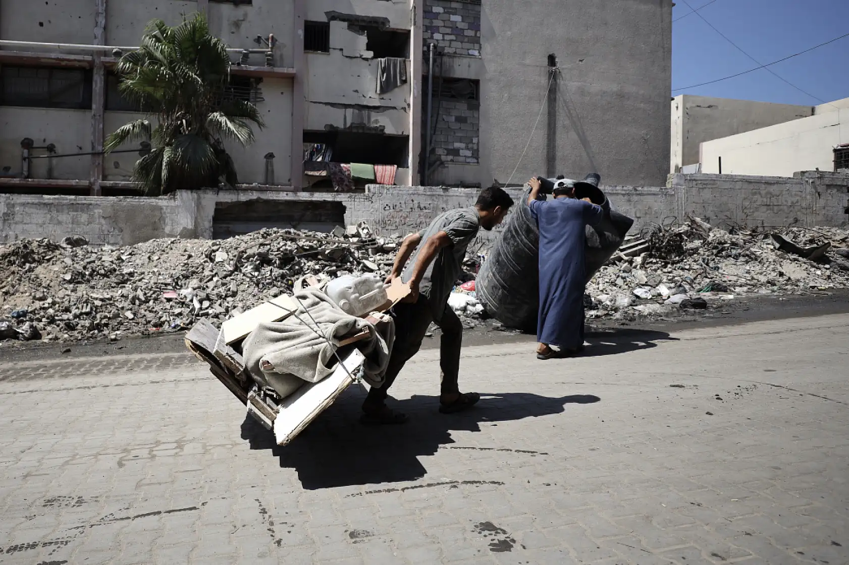 Filistinliler güvenli bölgelere göç ediyor