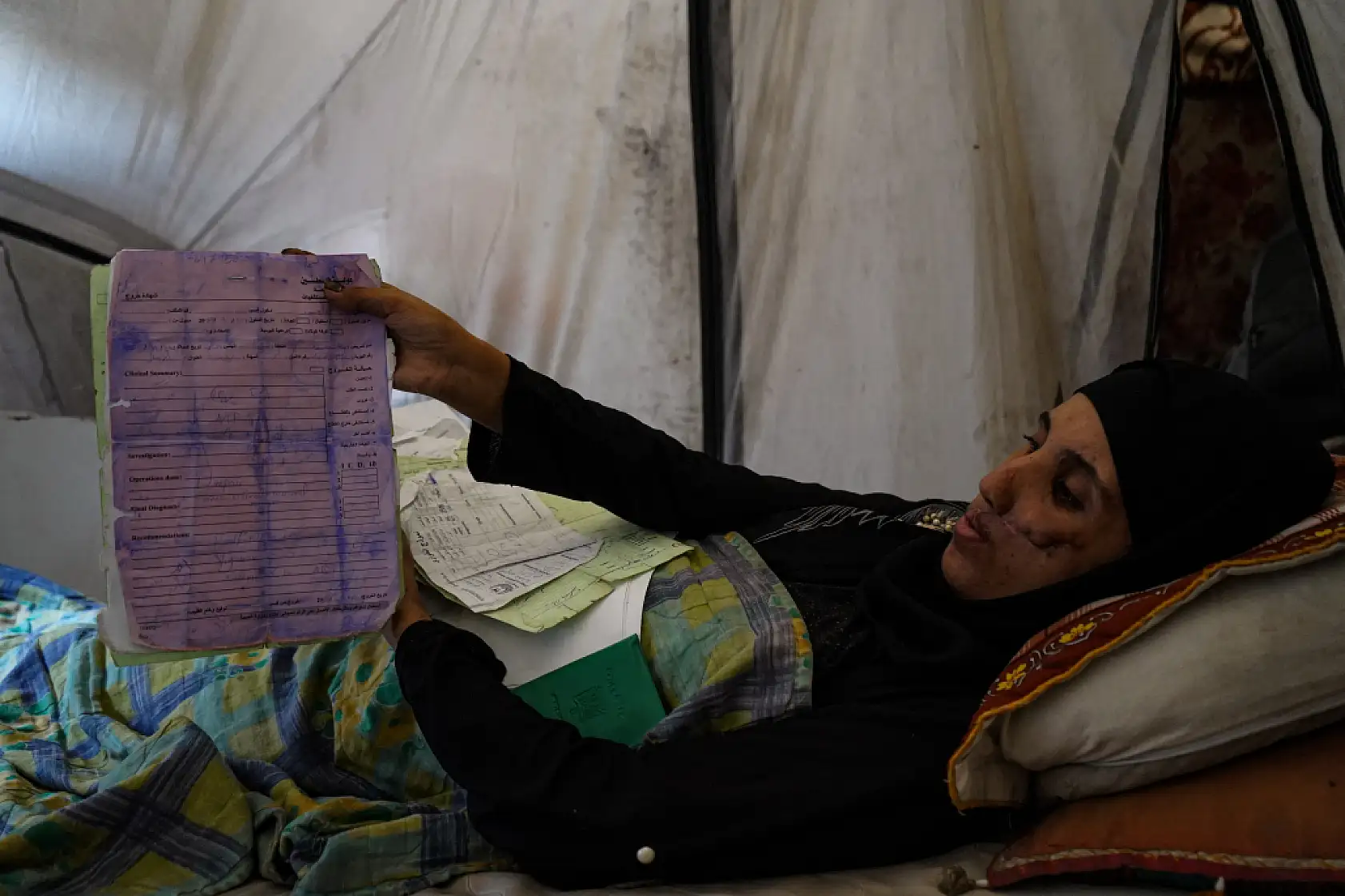 Saldırıların hedefi olan aile, yaşam mücadelesi veriyor