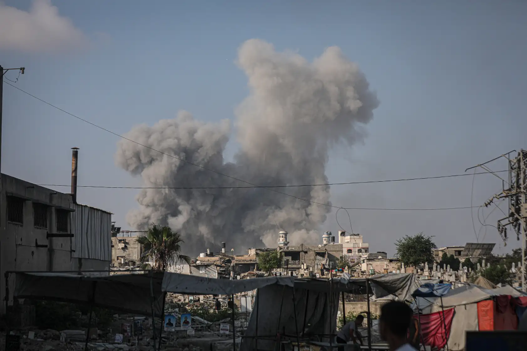 Gazze'de zulüm devam ediyor