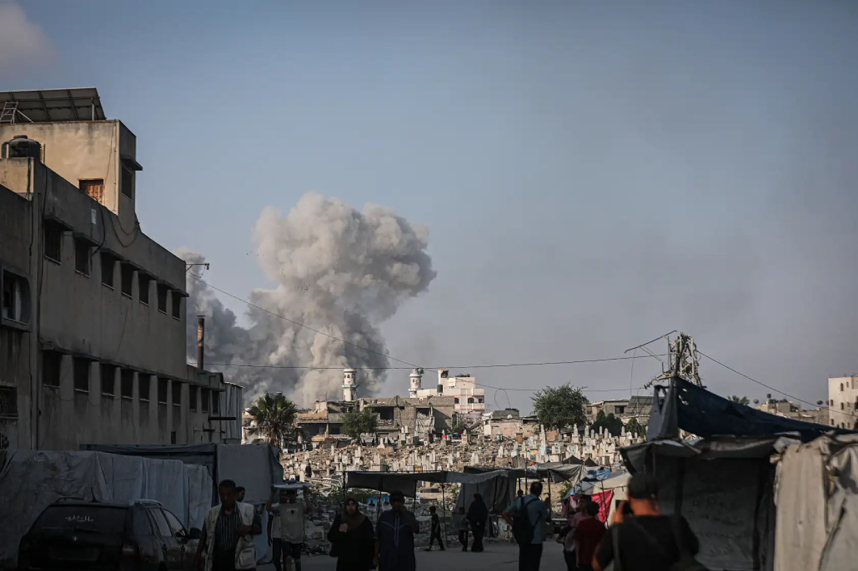 Gazze'de zulüm devam ediyor