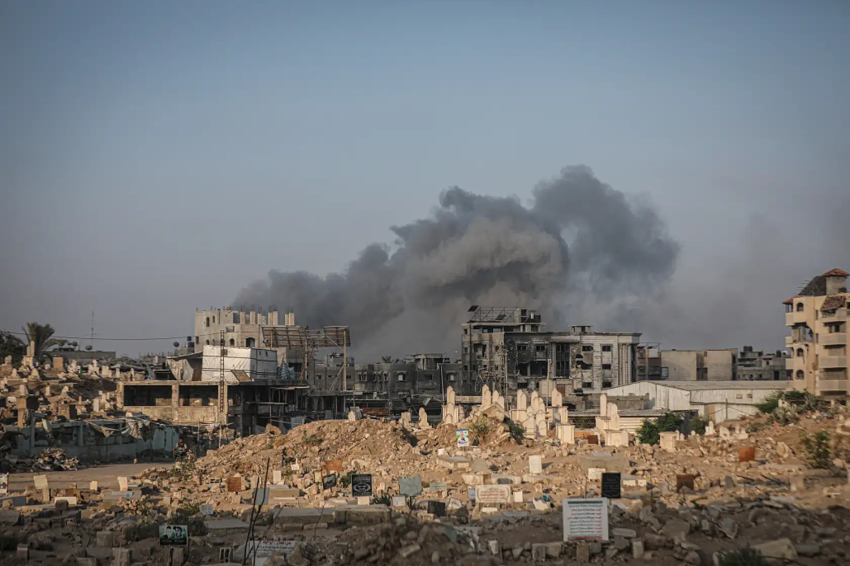 Gazze'de zulüm devam ediyor