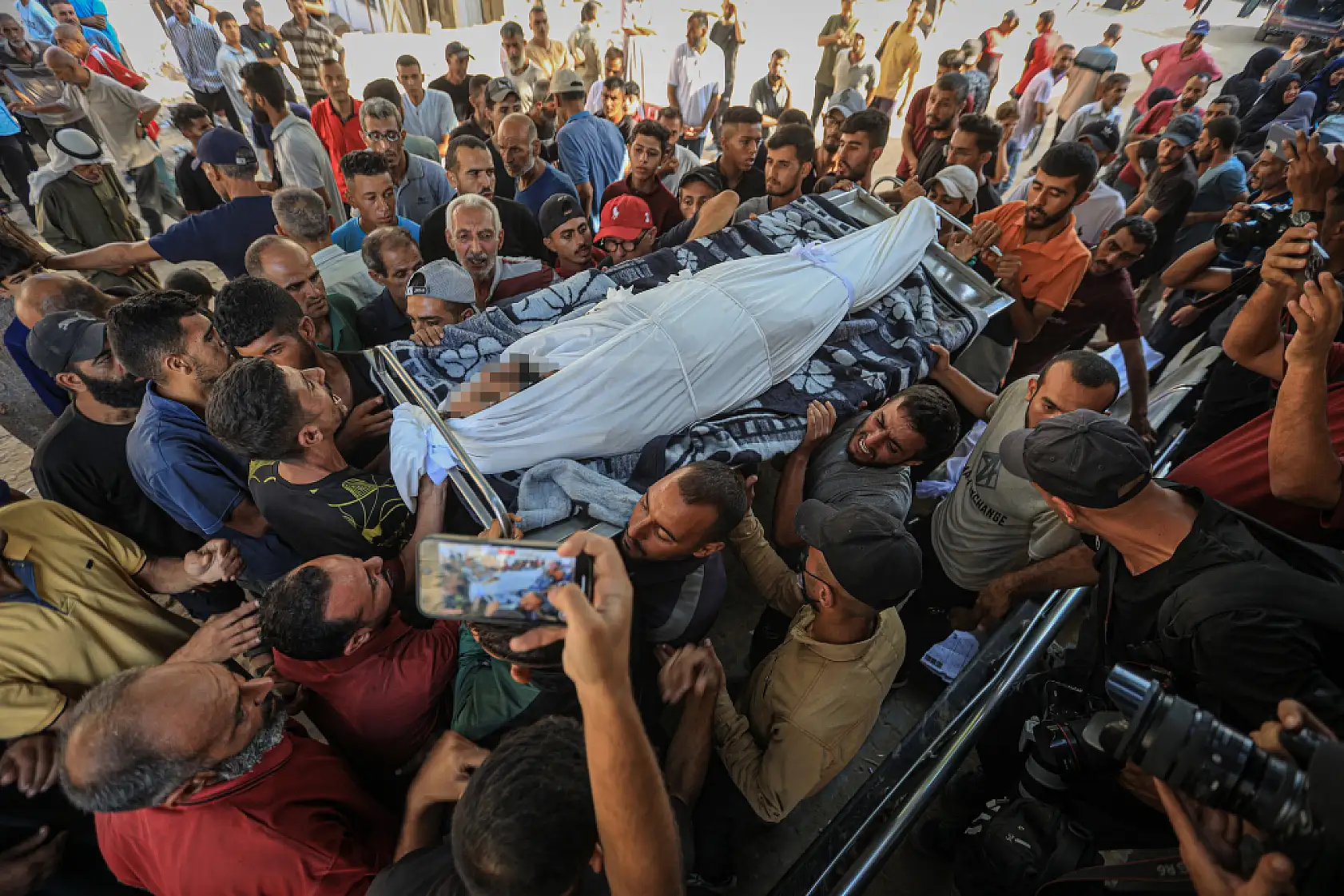 Gazze'ye yönelik saldırılar devam ediyor