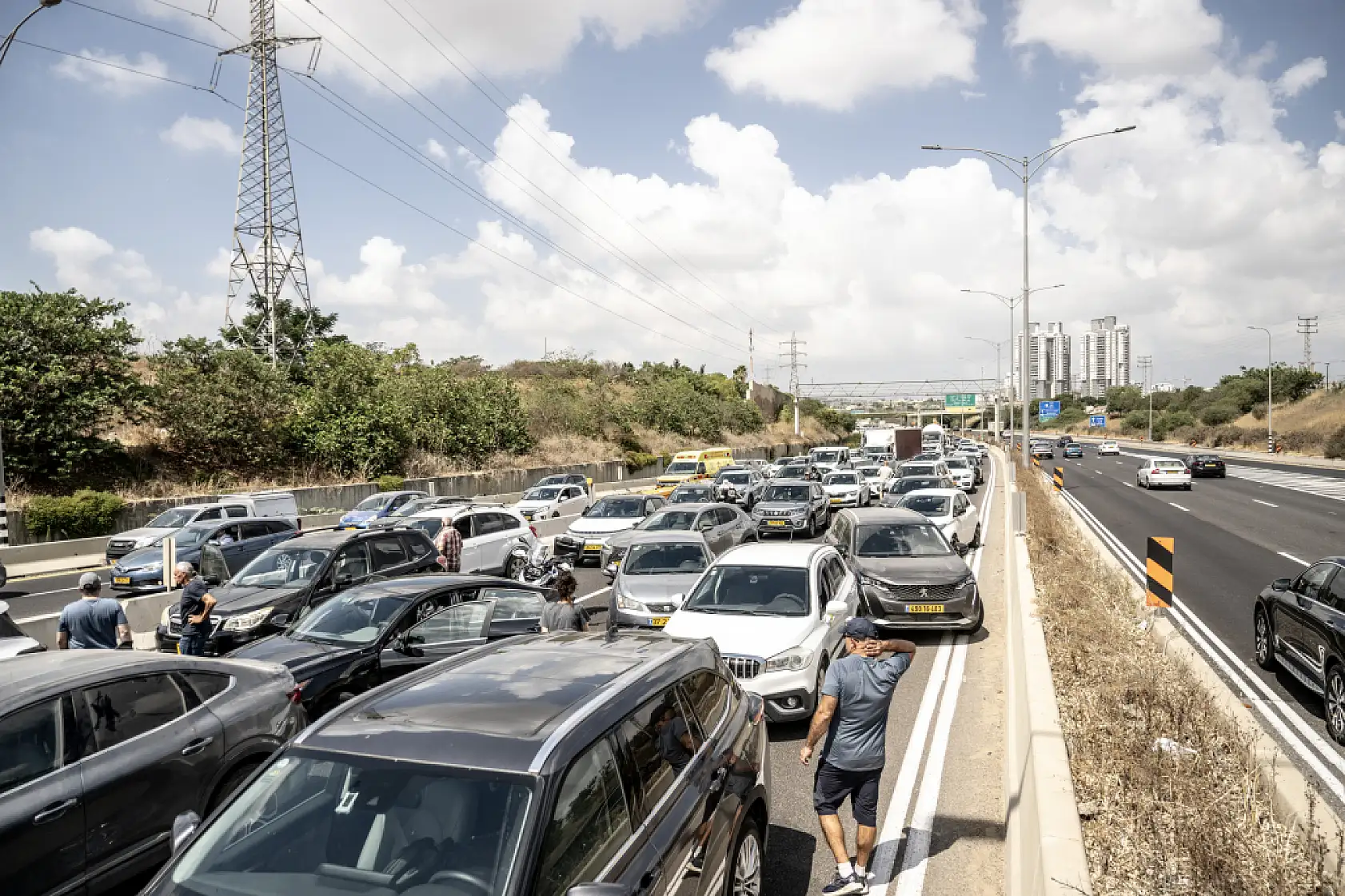 Tel Aviv'de rehineler için protestolar sürüyor