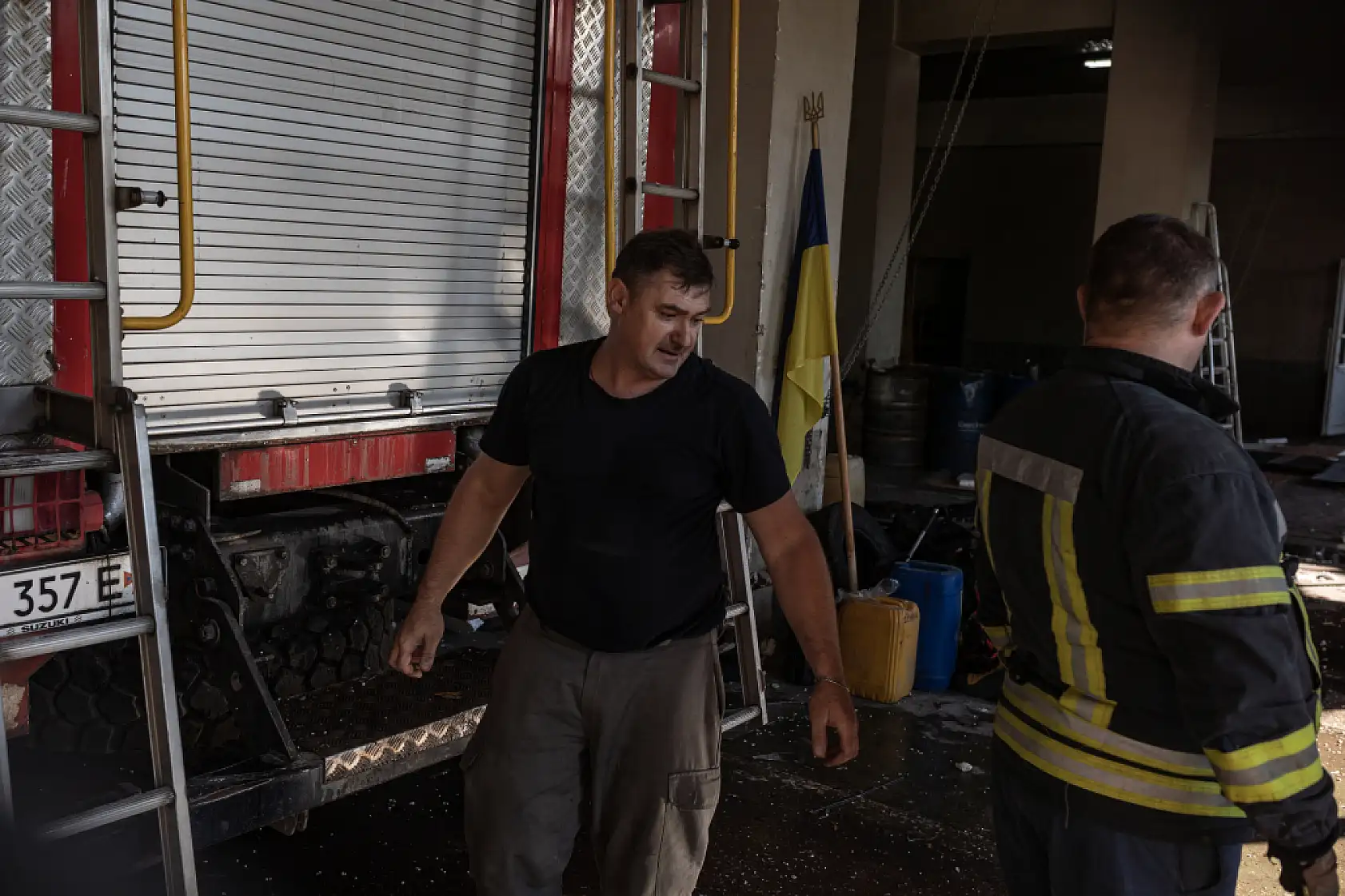 İtfaiye istasyonuna saldırı: Saldırının ardından bina kullanılamaz hale