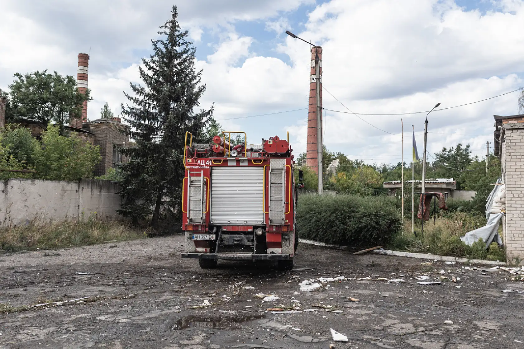 İtfaiye istasyonuna saldırı: Saldırının ardından bina kullanılamaz hale