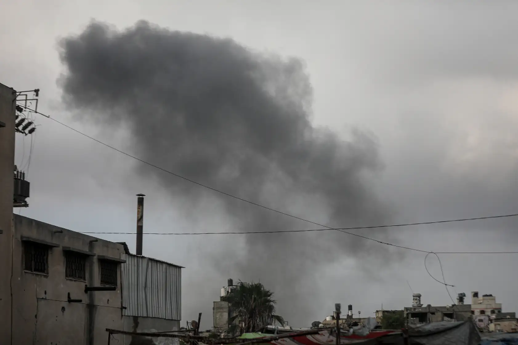 Gazze'ye yönelik saldırılar devam ediyor