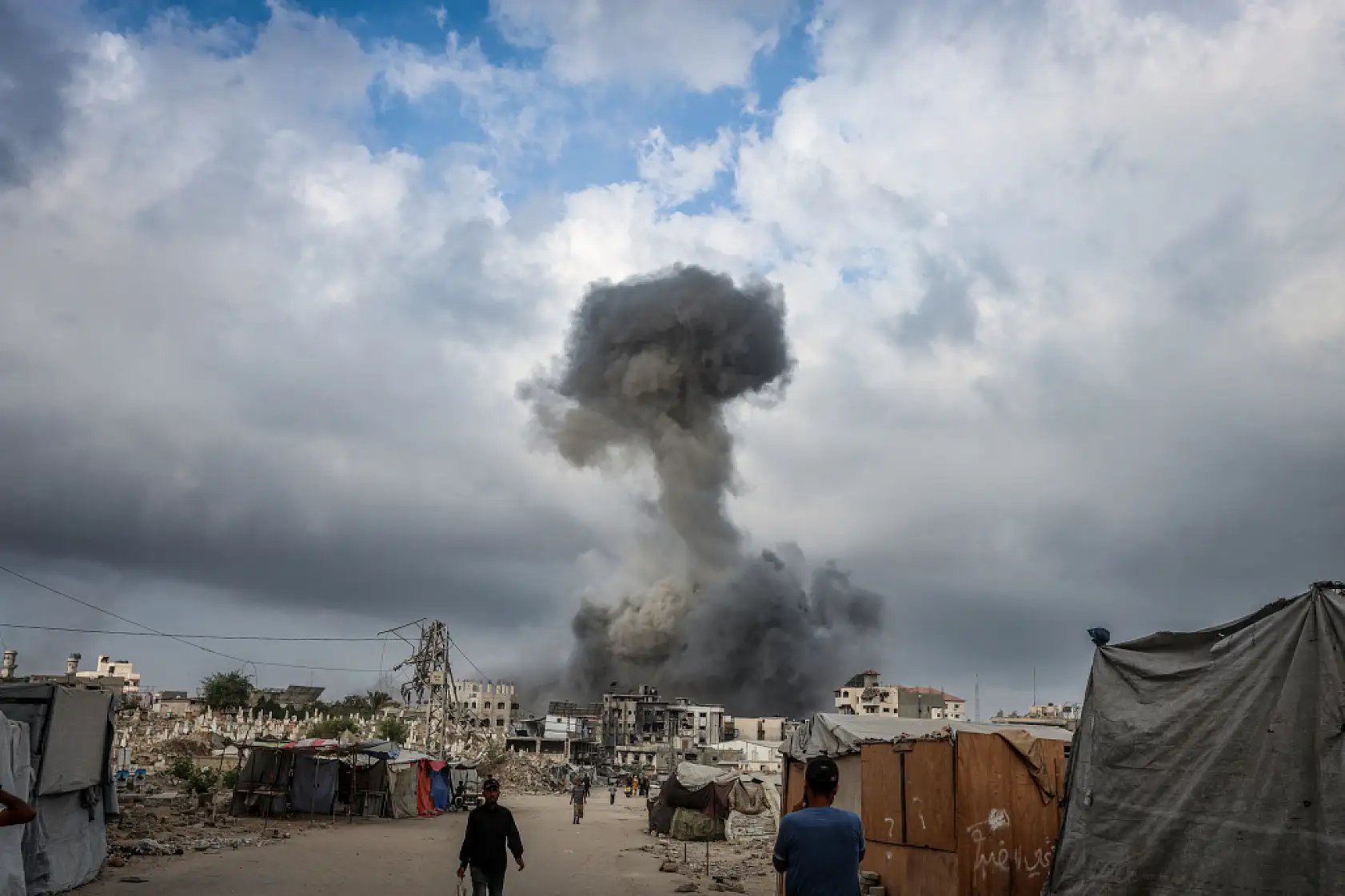 Gazze'ye yönelik saldırılar devam ediyor