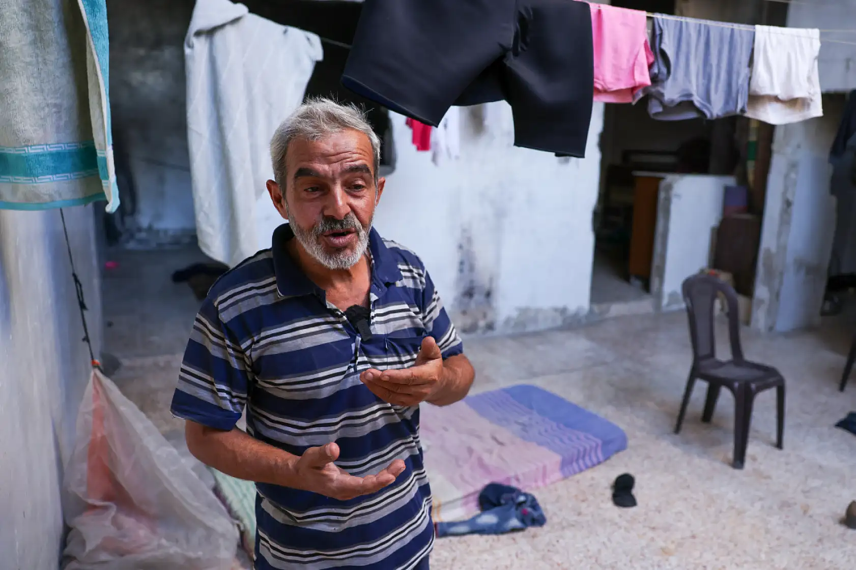 12 yıl sonra yıkılmış evine döndü: 'Her köşesinde bir anım var'