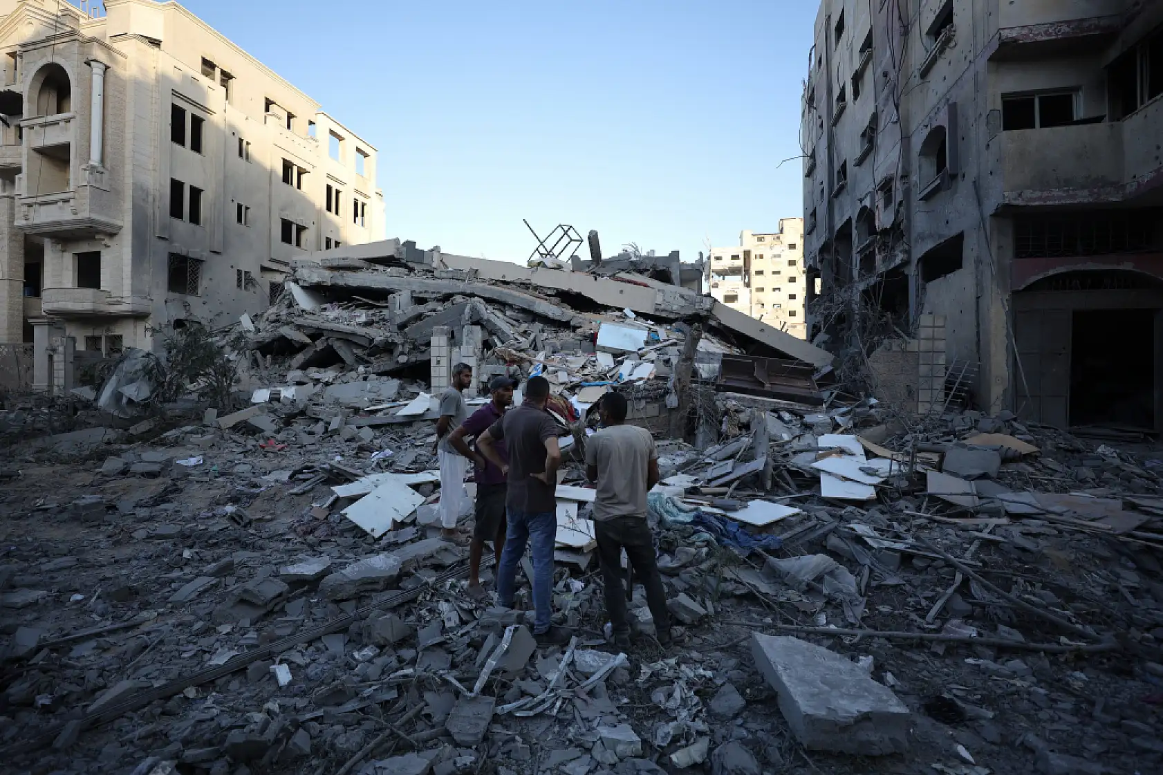 Gazze'de zulüm devam ediyor