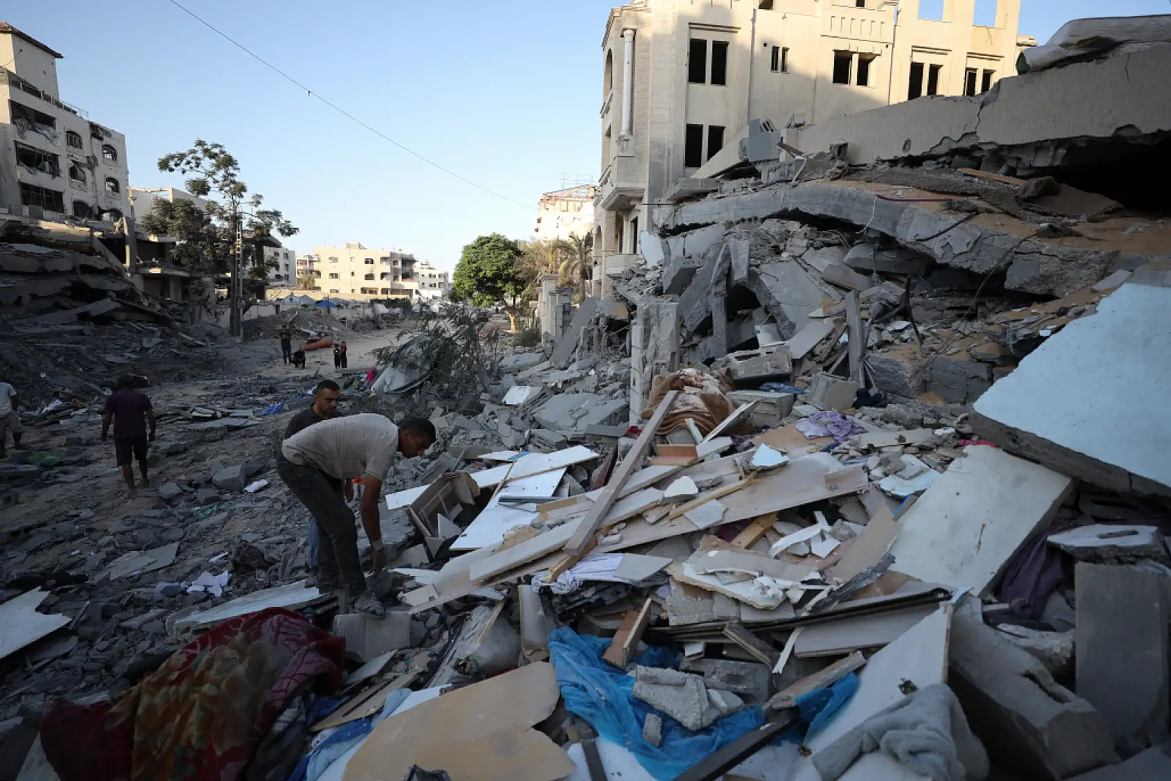 Gazze'de zulüm devam ediyor