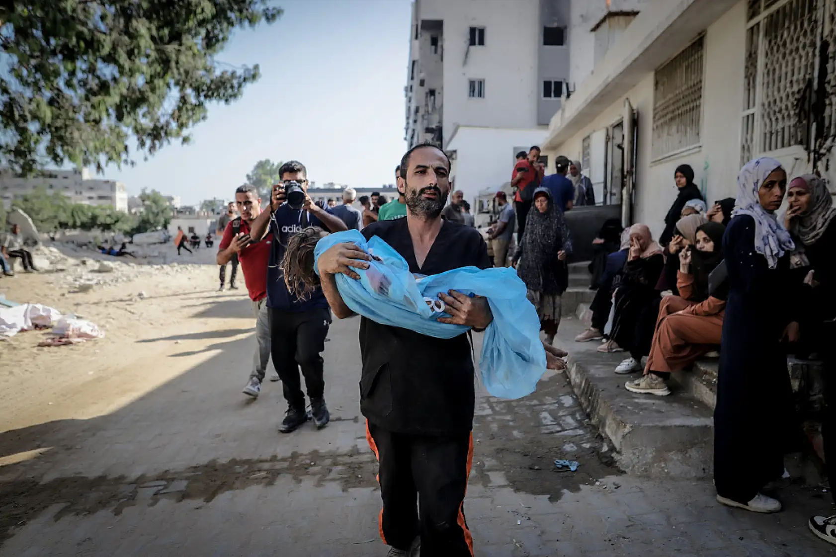 Katliam ve soykırım devam ediyor!