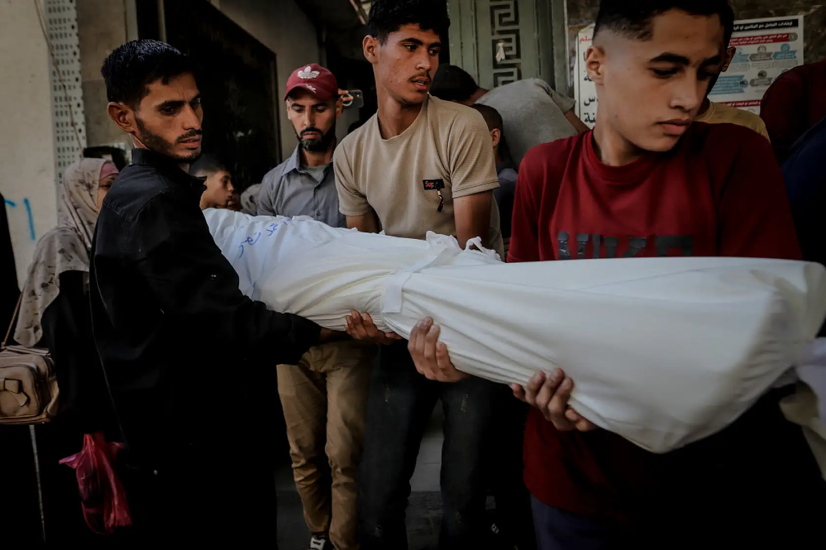 Katliam ve soykırım devam ediyor!