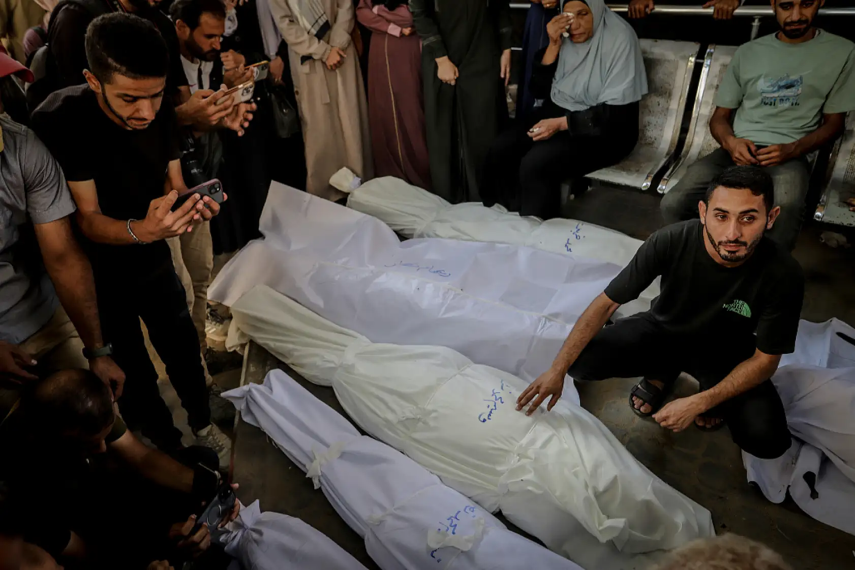 Katliam ve soykırım devam ediyor!