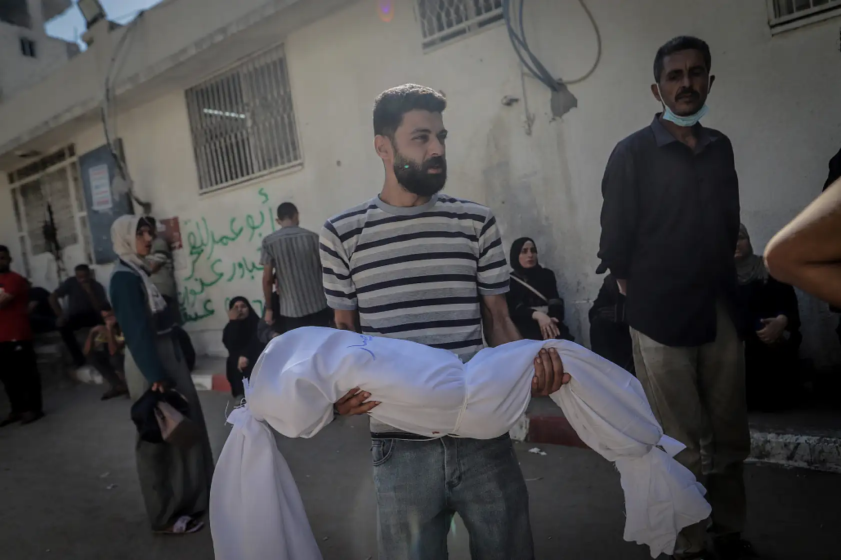 Katliam ve soykırım devam ediyor!