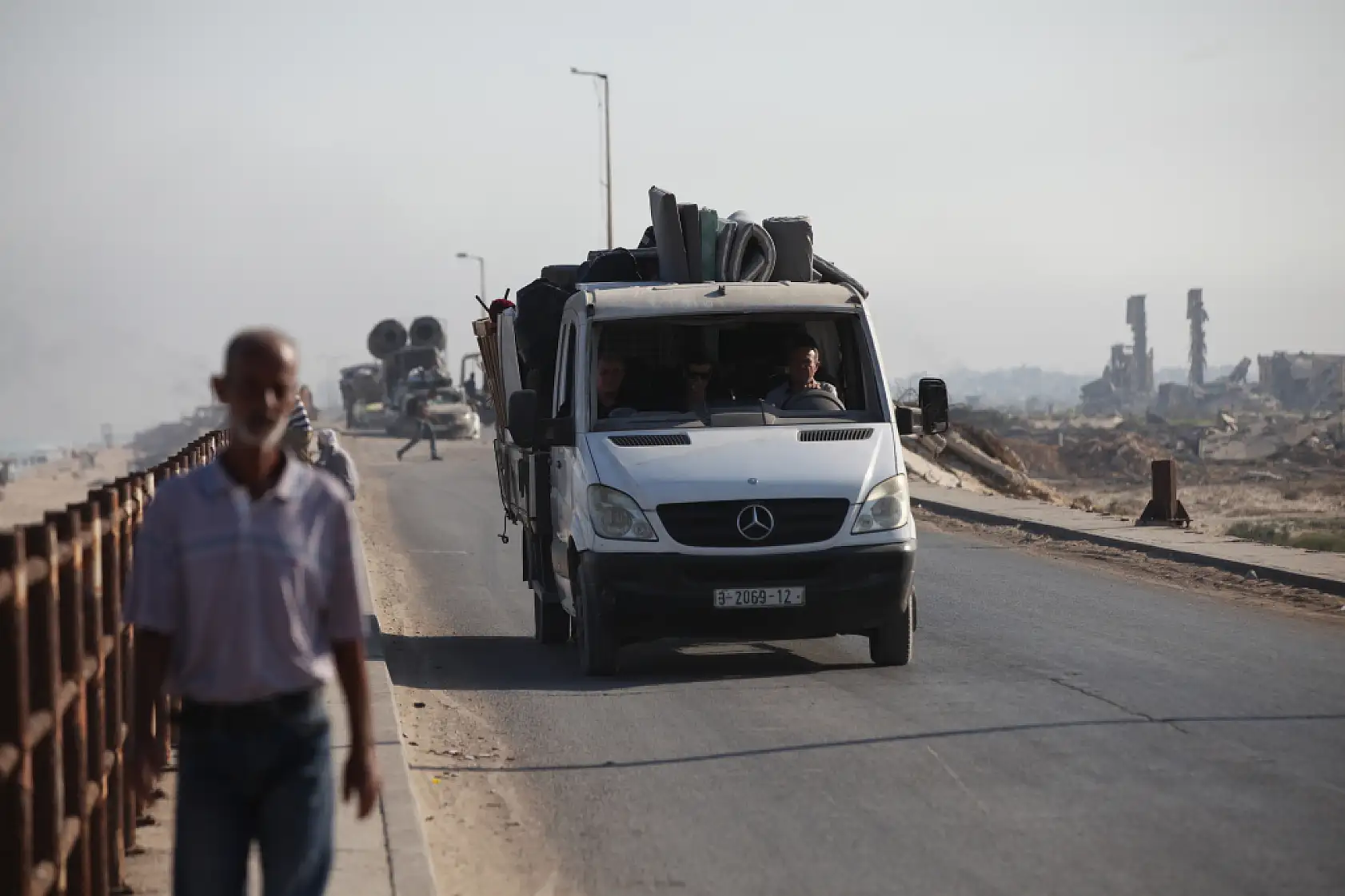 Gazze'nin kuzeyindeki zorunlu göç sürüyor
