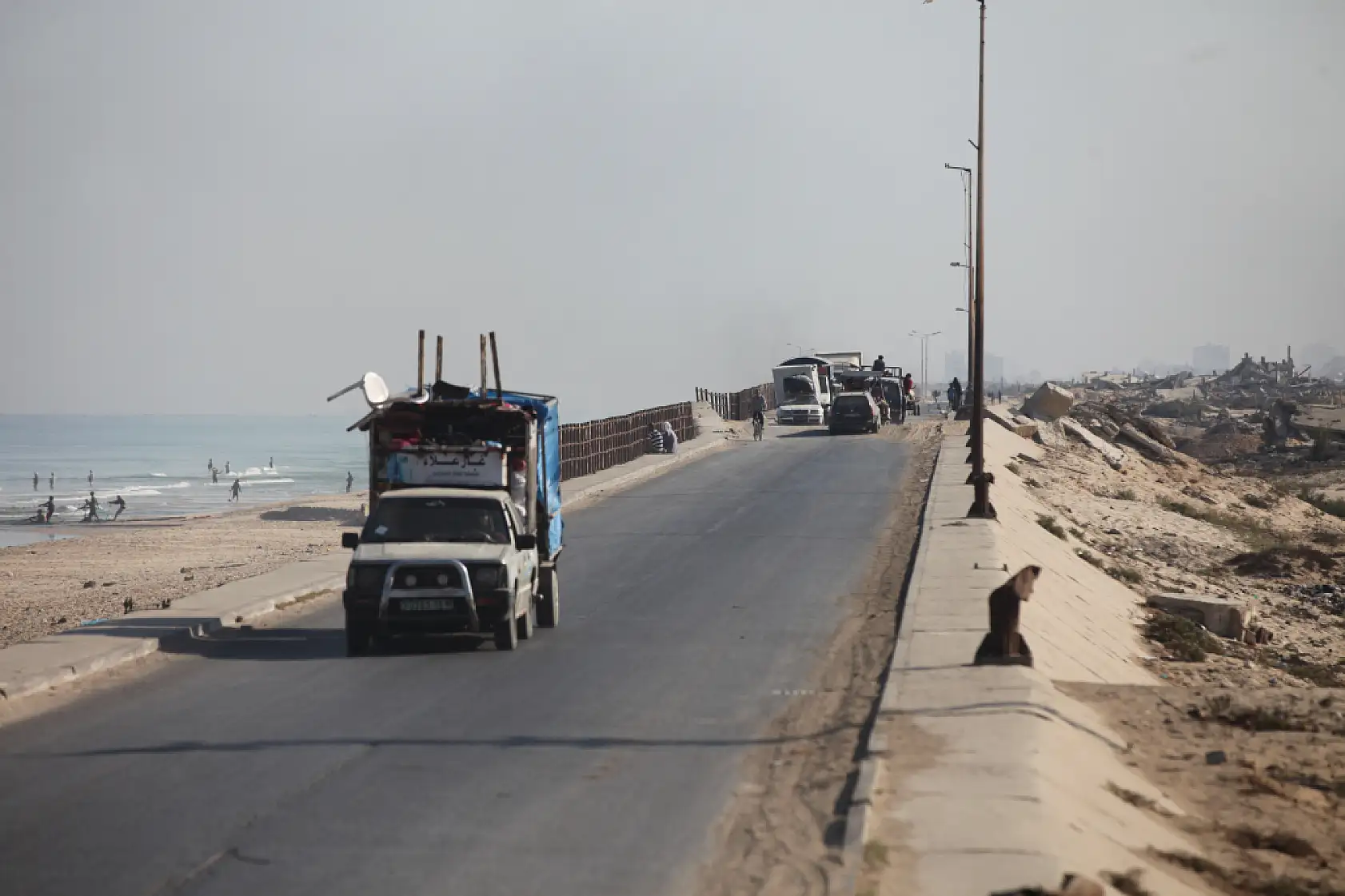 Gazze'nin kuzeyindeki zorunlu göç sürüyor