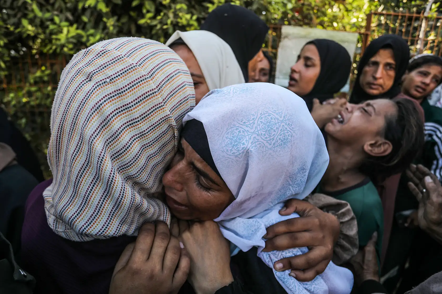 Gazze'de zulüm devam ediyor