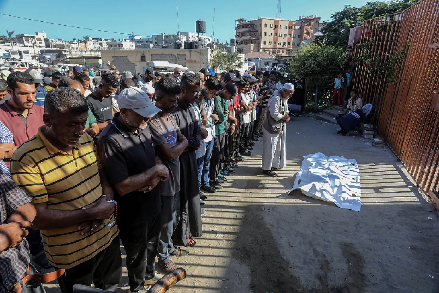 Gazze'de zulüm devam ediyor