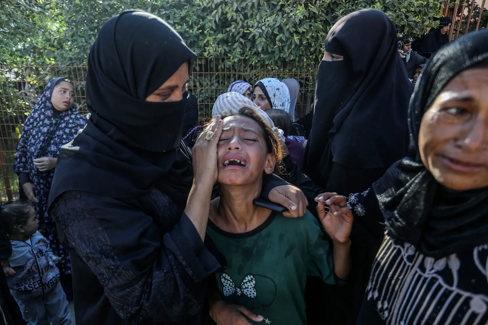 Gazze'de zulüm devam ediyor