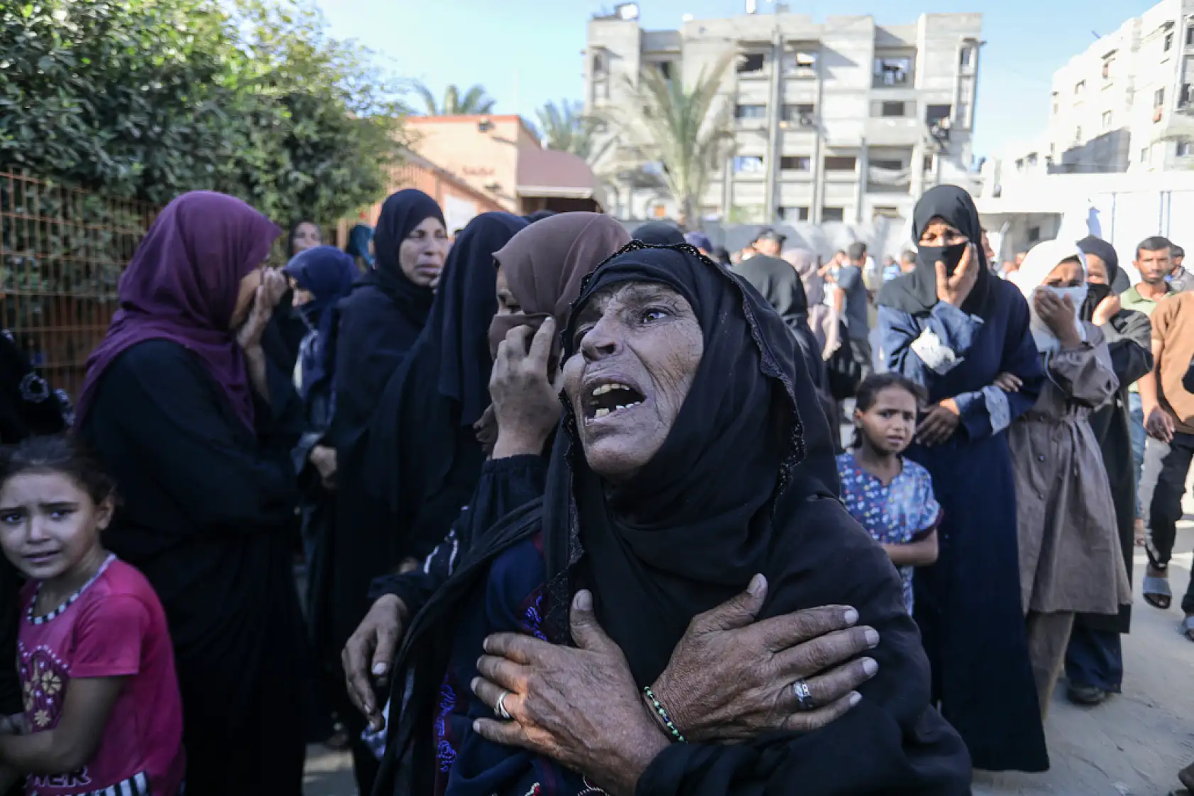 Gazze'de zulüm devam ediyor
