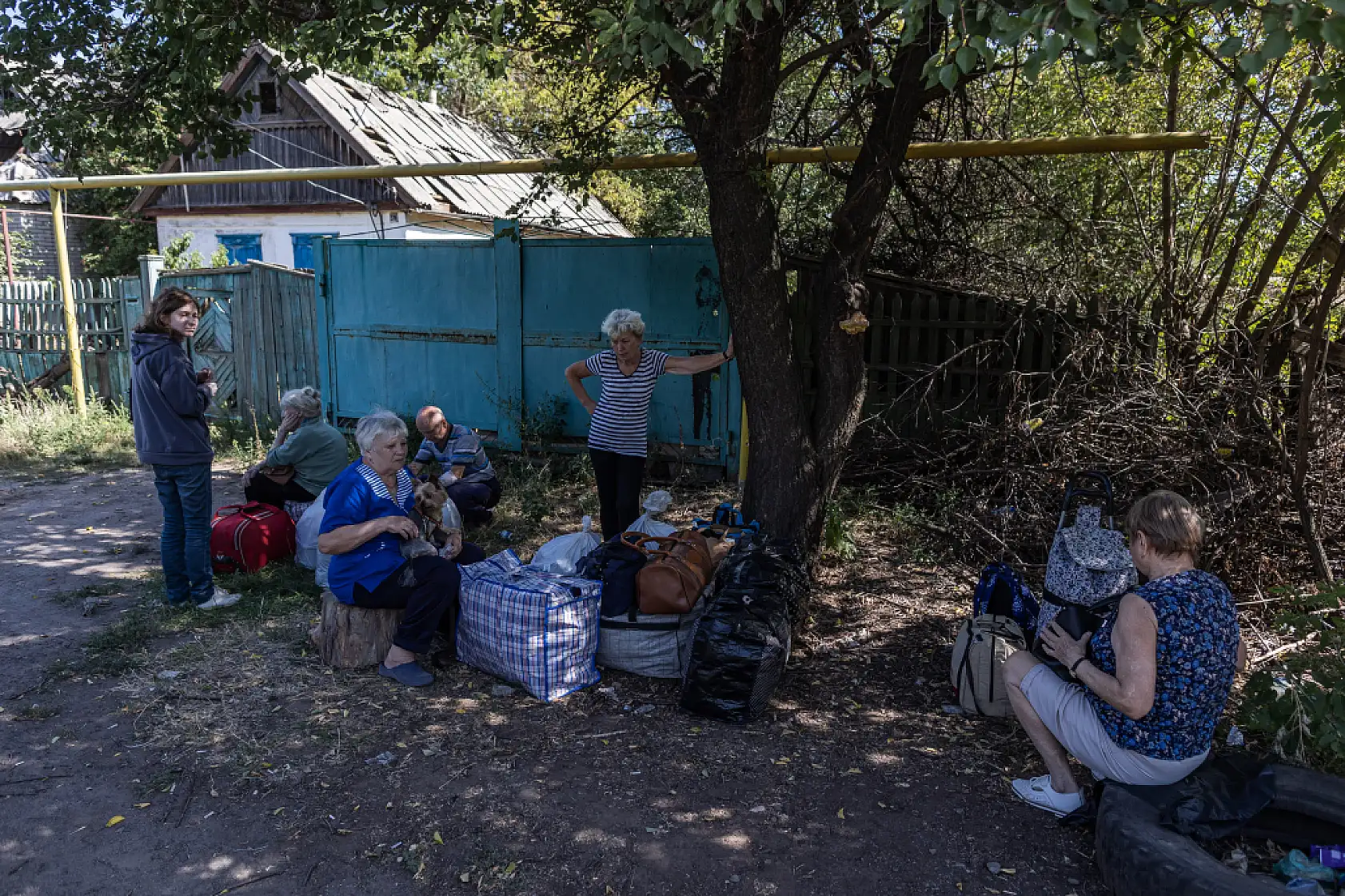 Ukrayna'da siviller tahliye ediliyor