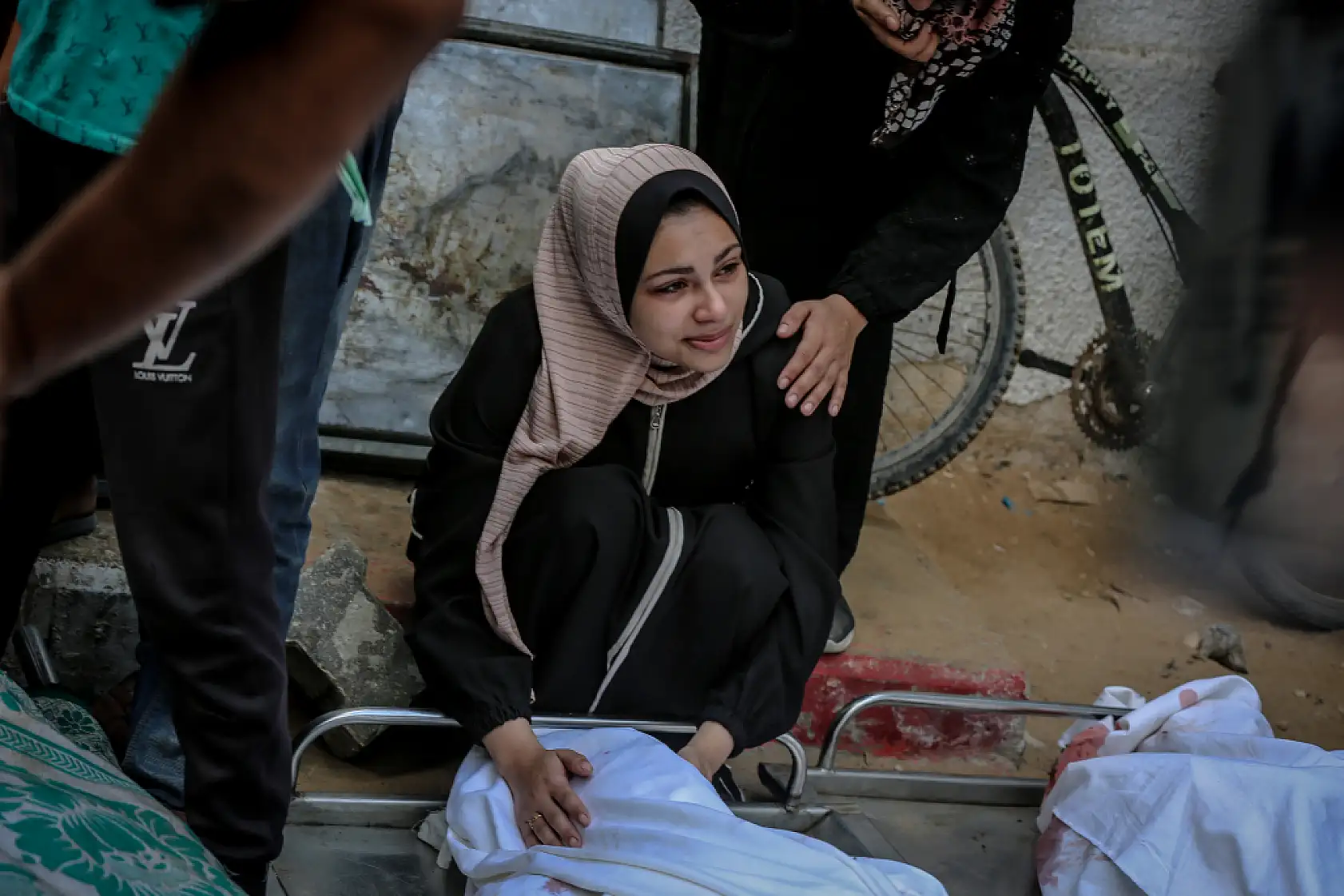 Gazze'de yaşanan soykırım sürüyor!