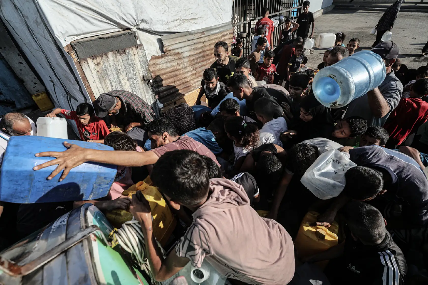 Gazze halkı suya muhtaç: Kriz derinleşiyor