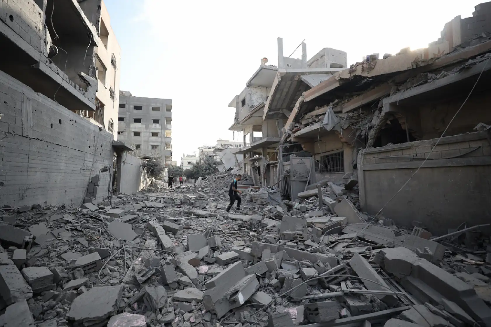 Gazze'de saldırılar sürüyor