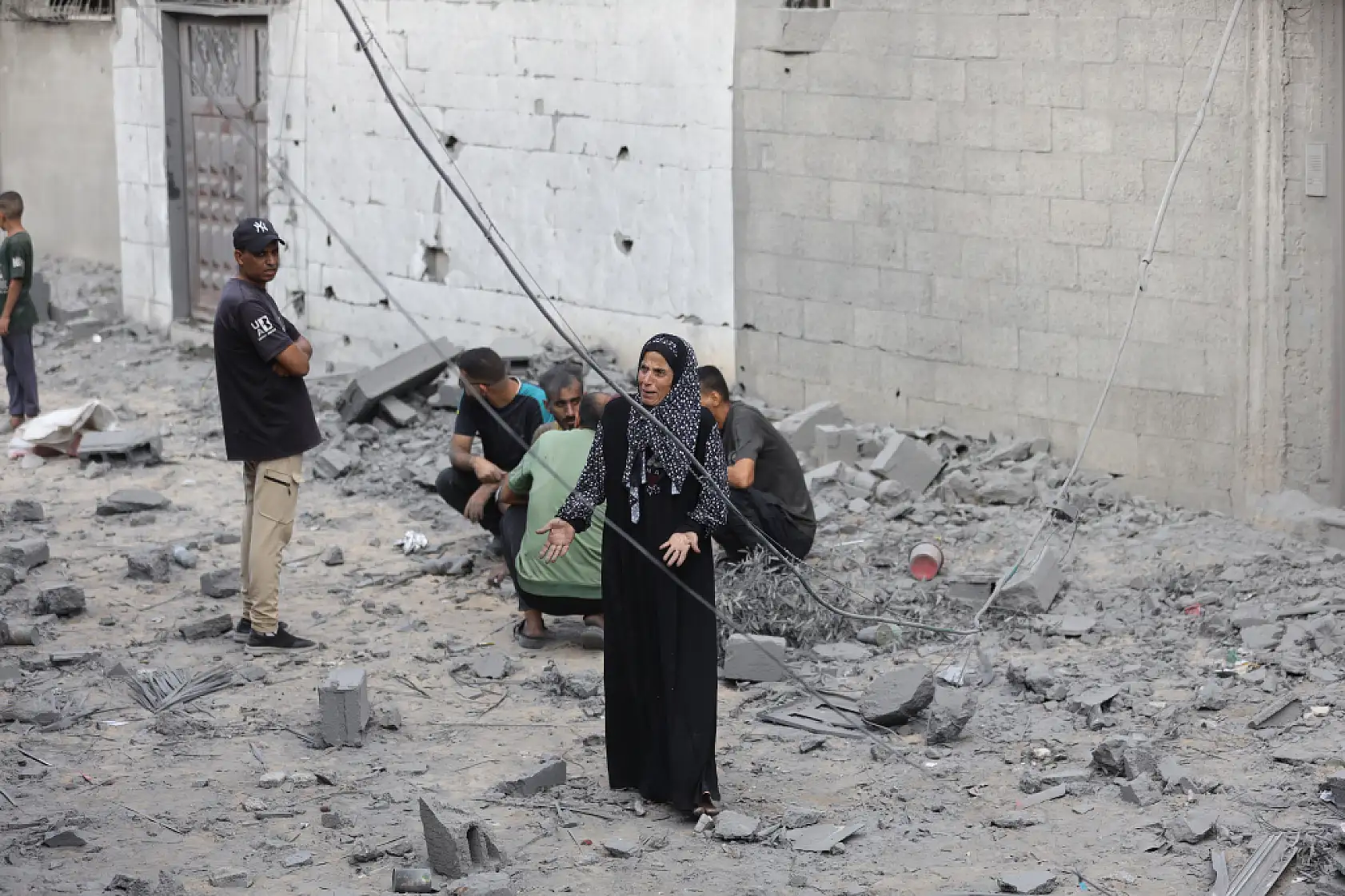 Gazze'de saldırılar sürüyor