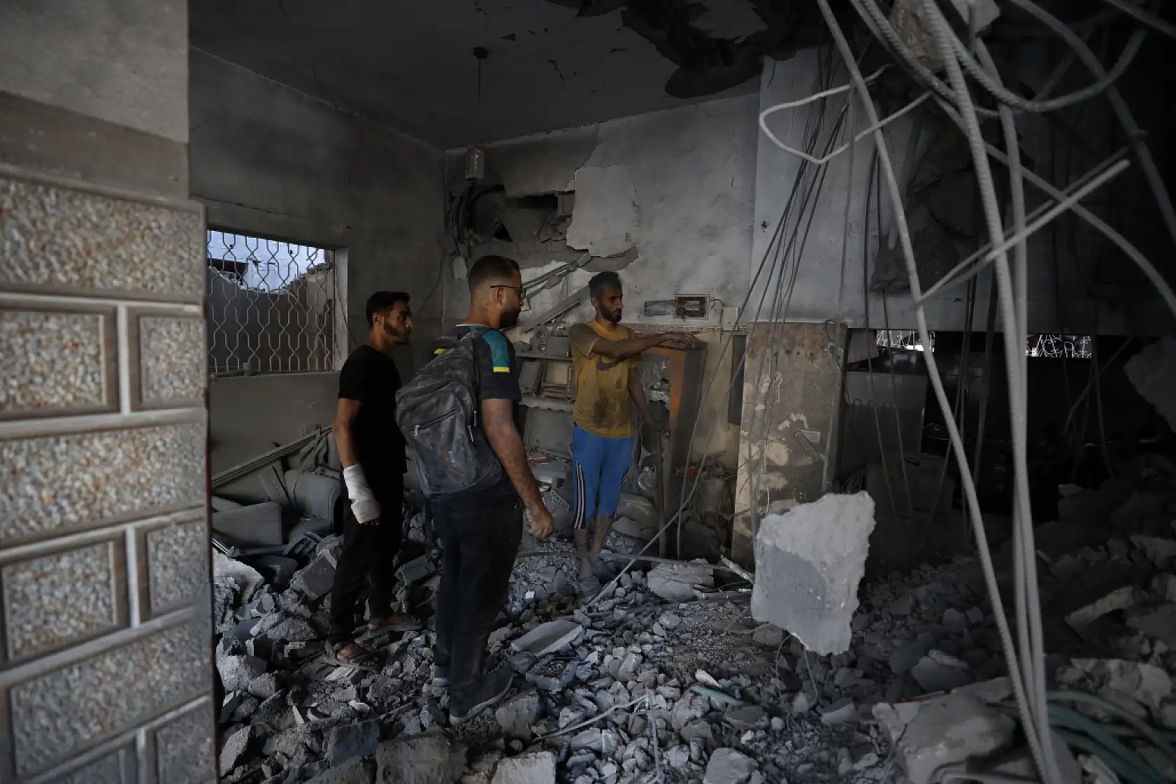 Gazze'de saldırılar sürüyor