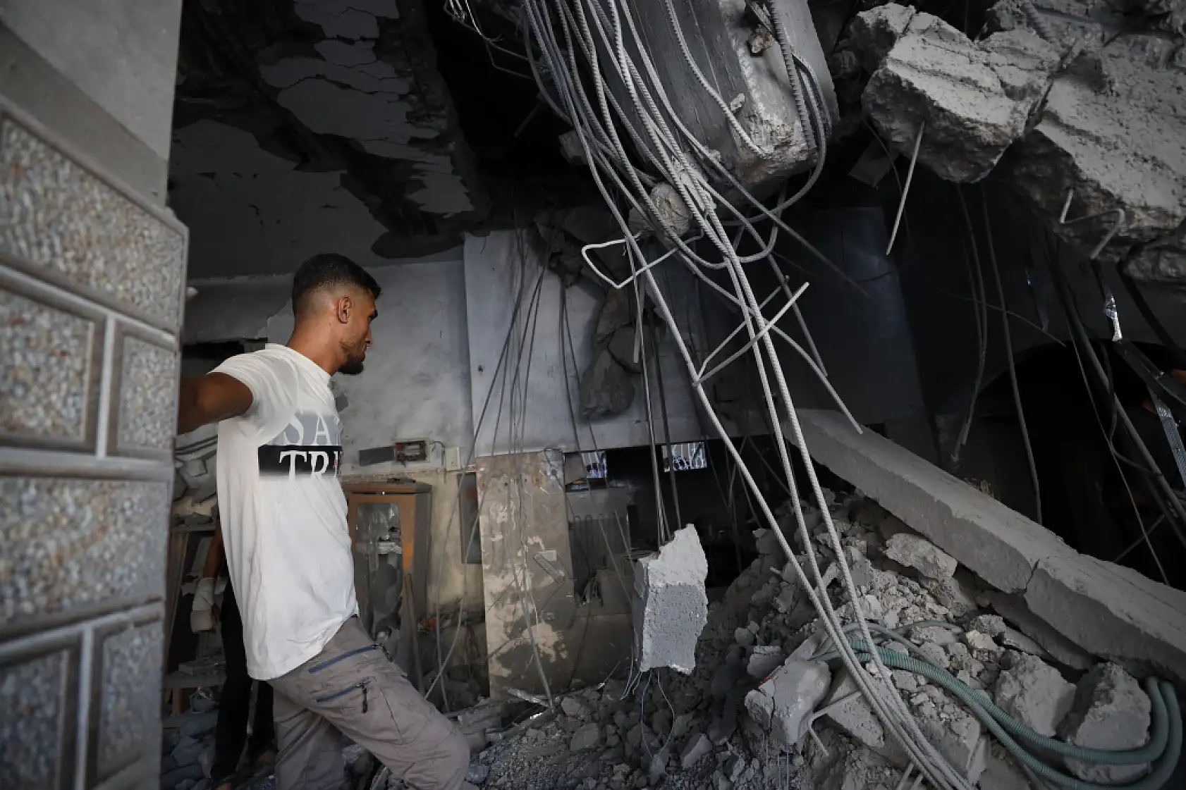 Gazze'de saldırılar sürüyor