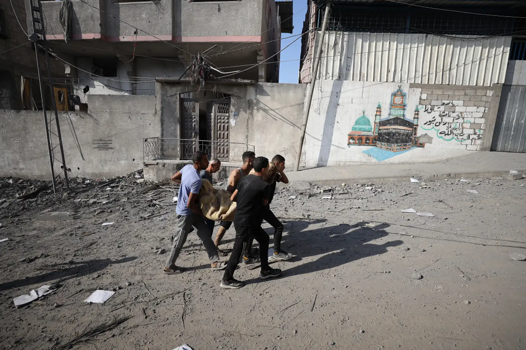 Gazze'de saldırılar sürüyor