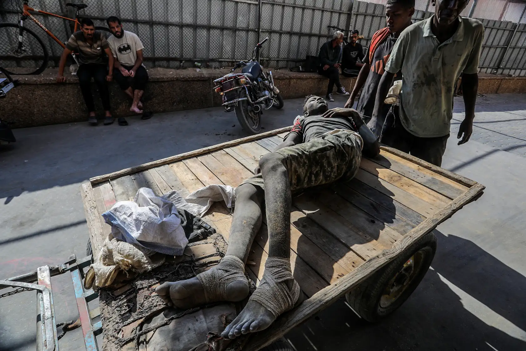 Gazze'de saldırılar sürüyor